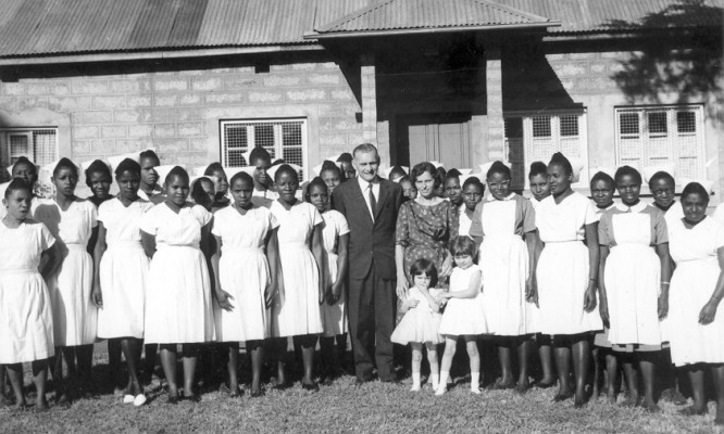 dal-lago-kenya-1957