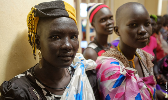 25 novembre no alla violenza sulle donne medici con l'africa cuamm